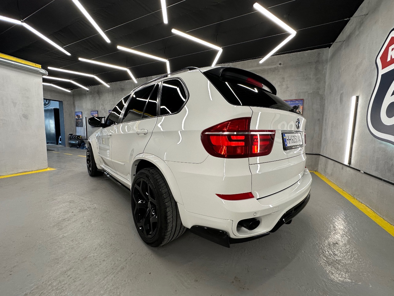 BMW X5 - фото 6