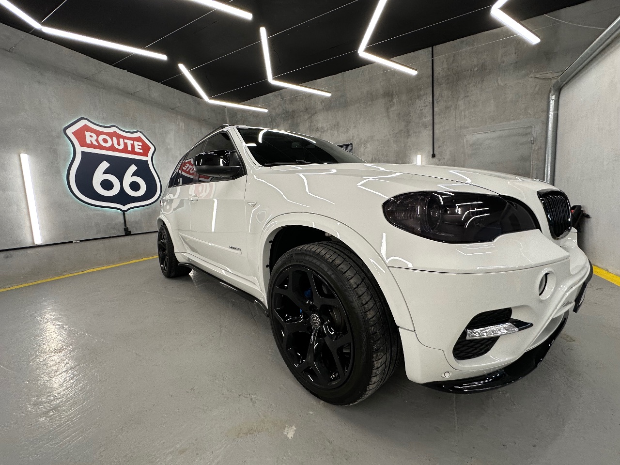 BMW X5 - фото 12