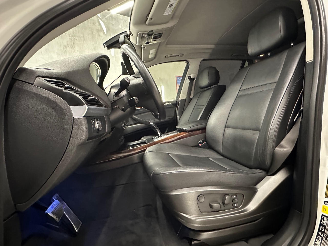 BMW X5 - фото 18