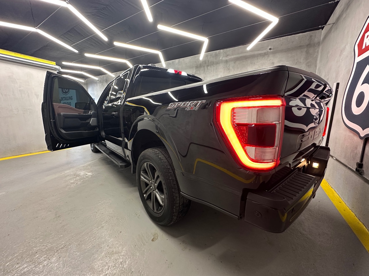 Ford F-150 - фото 10