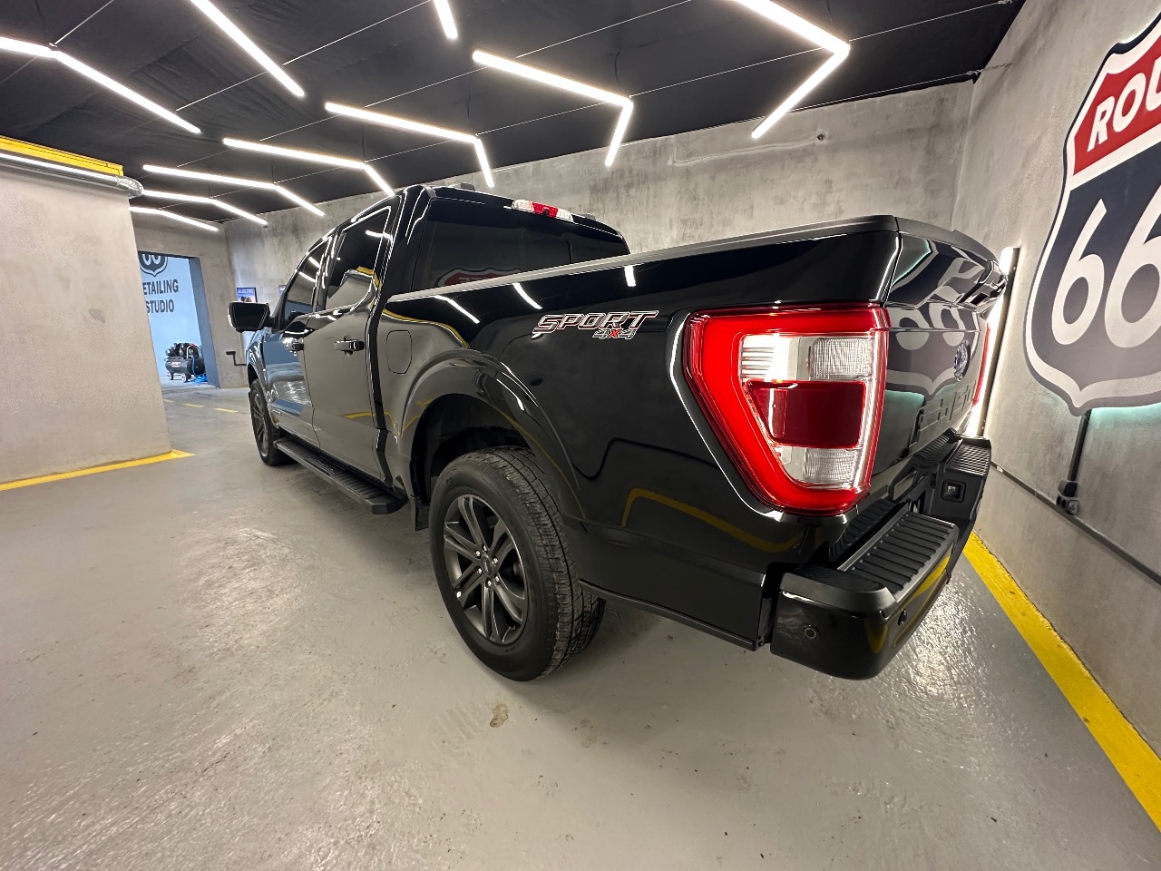 Ford F-150 - фото 5