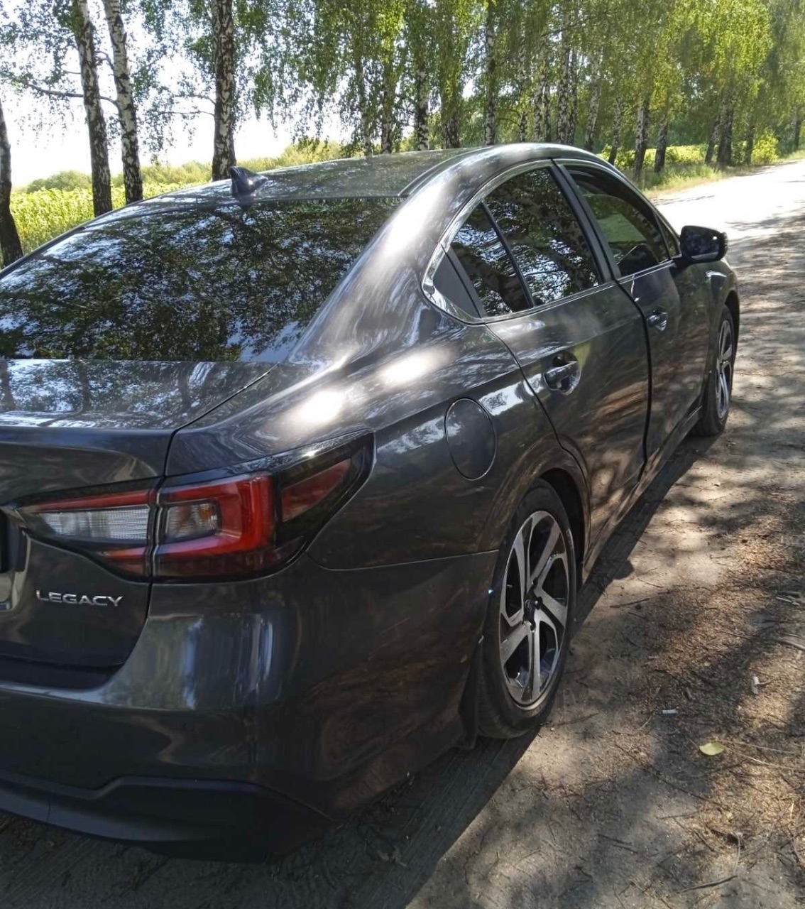 Subaru Legacy - фото 4