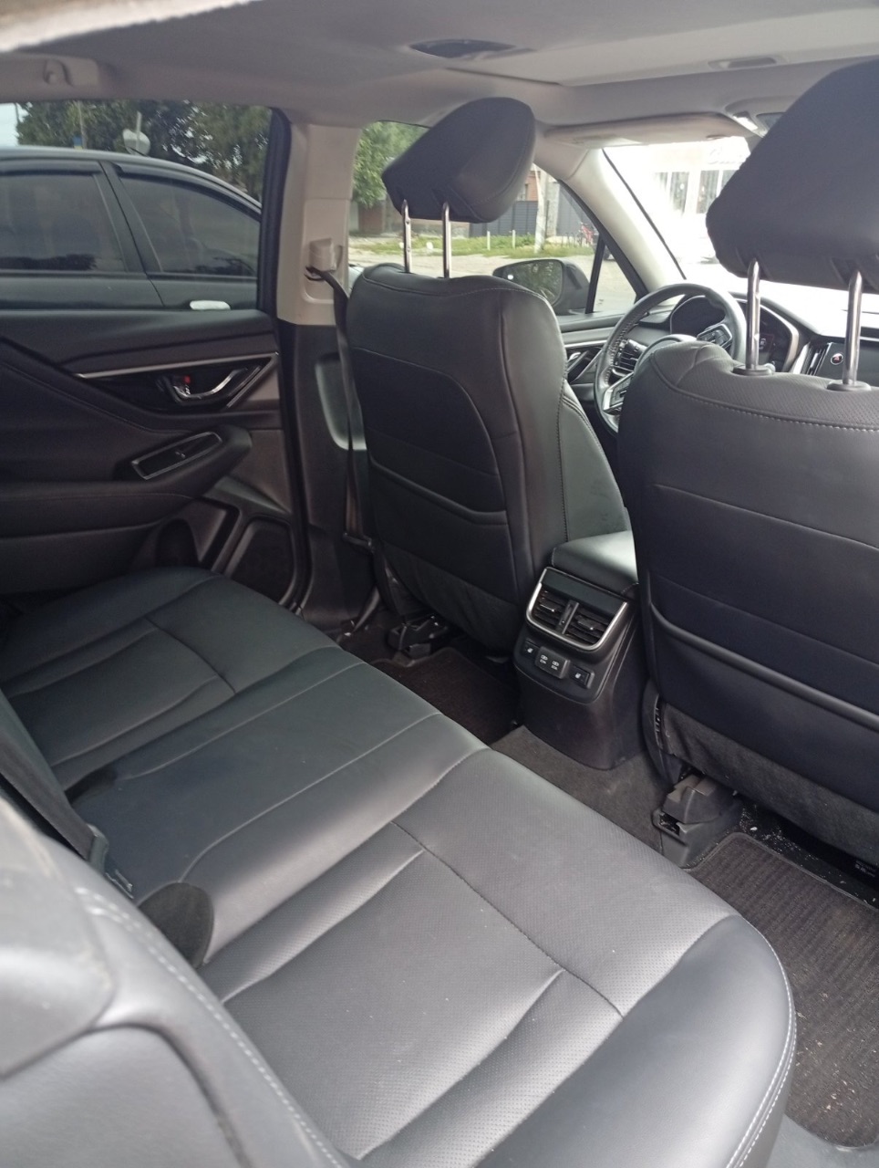 Subaru Legacy - фото 9