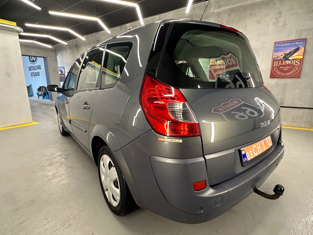 Renault Scenic - фото 8