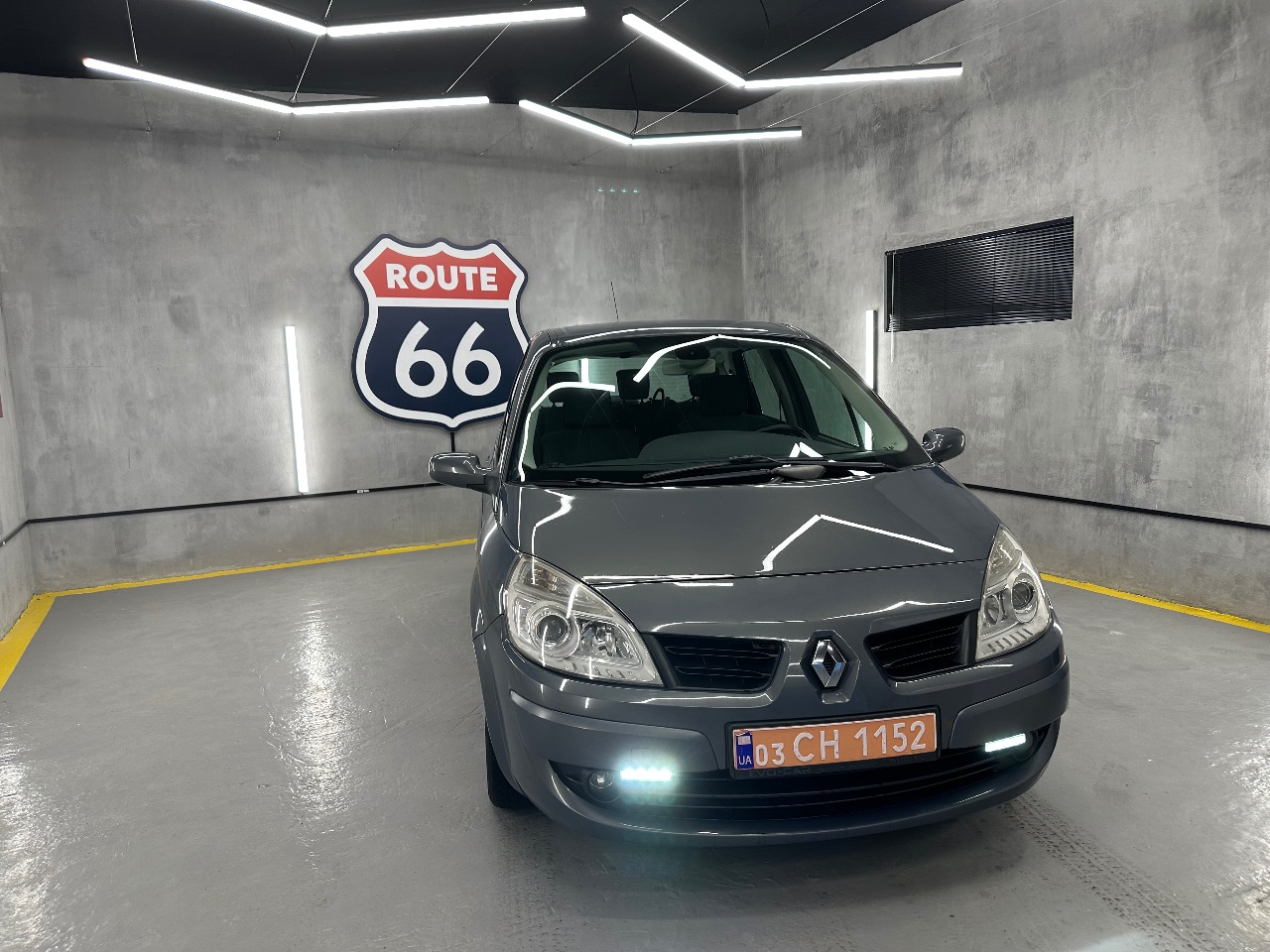 Renault Scenic - фото 3