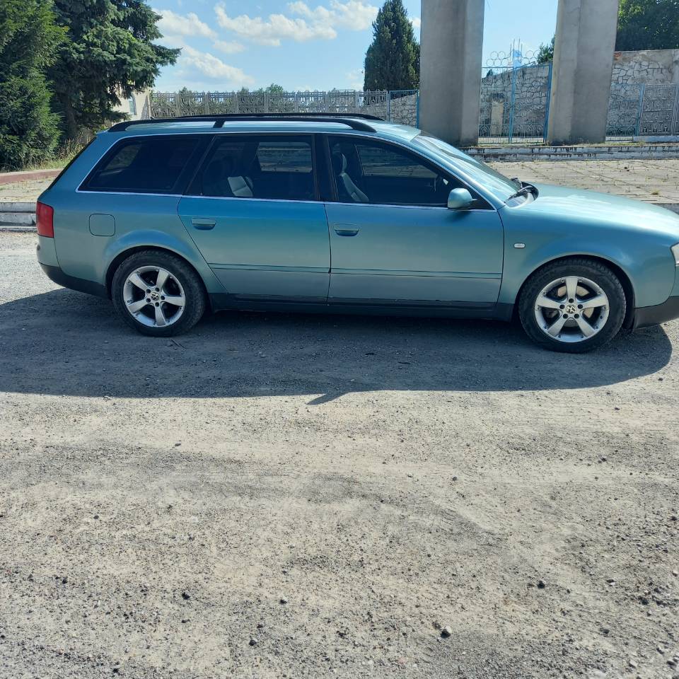 Audi A6 - фото 7