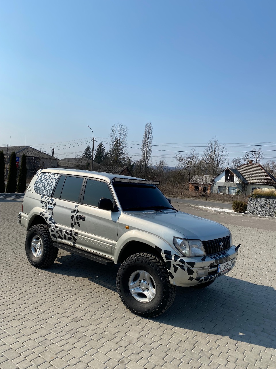 Toyota Land Cruiser Prado - фото 1