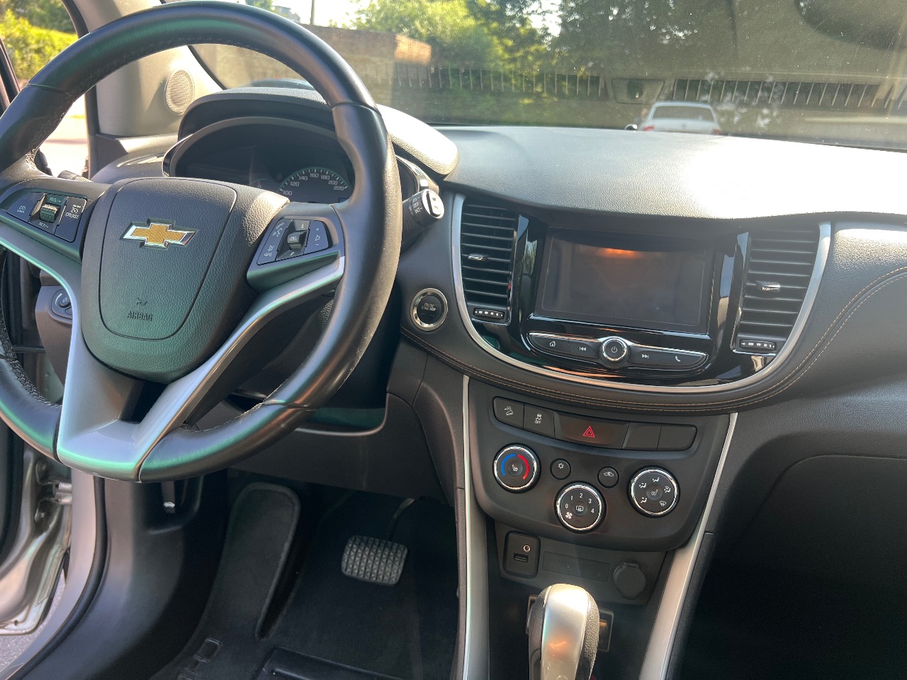 Chevrolet Tracker - фото 8