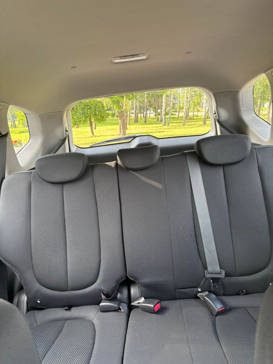 Kia Carens - фото 13