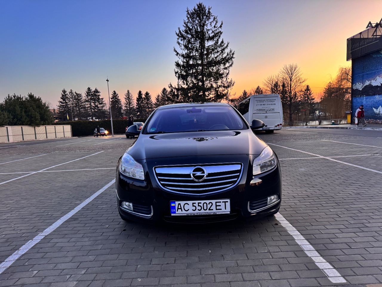 Opel Insignia - фото 1