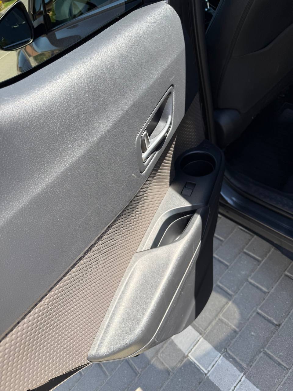 Toyota C-HR - фото 14