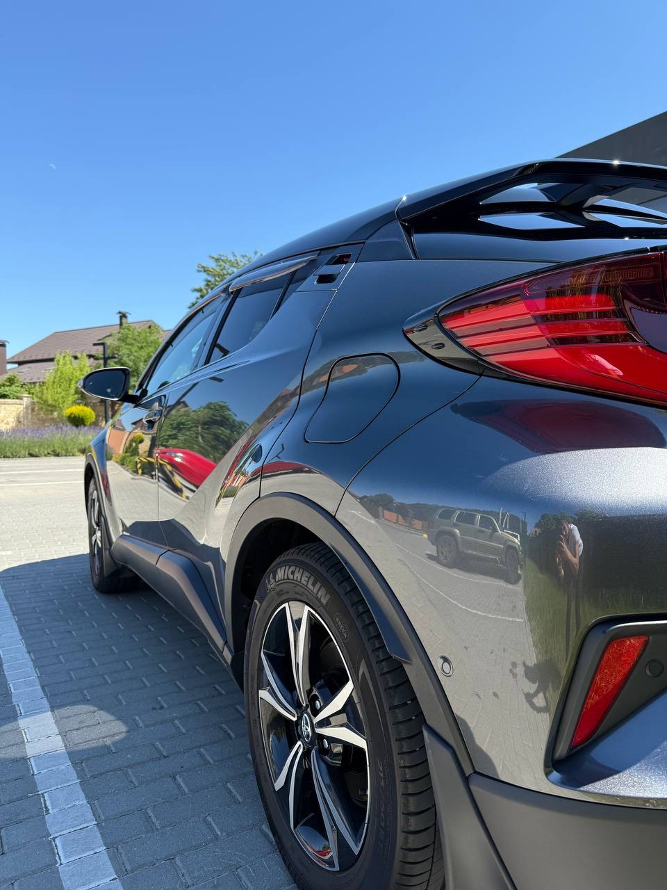 Toyota C-HR - фото 19