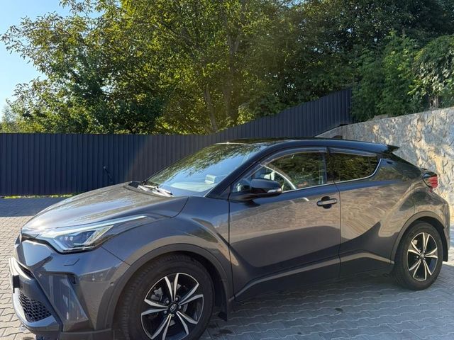 Toyota C-HR - фото 1