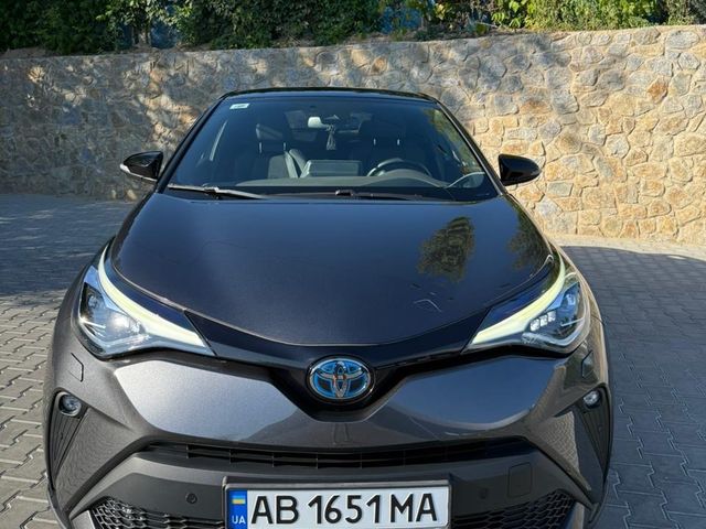Toyota C-HR - фото 3