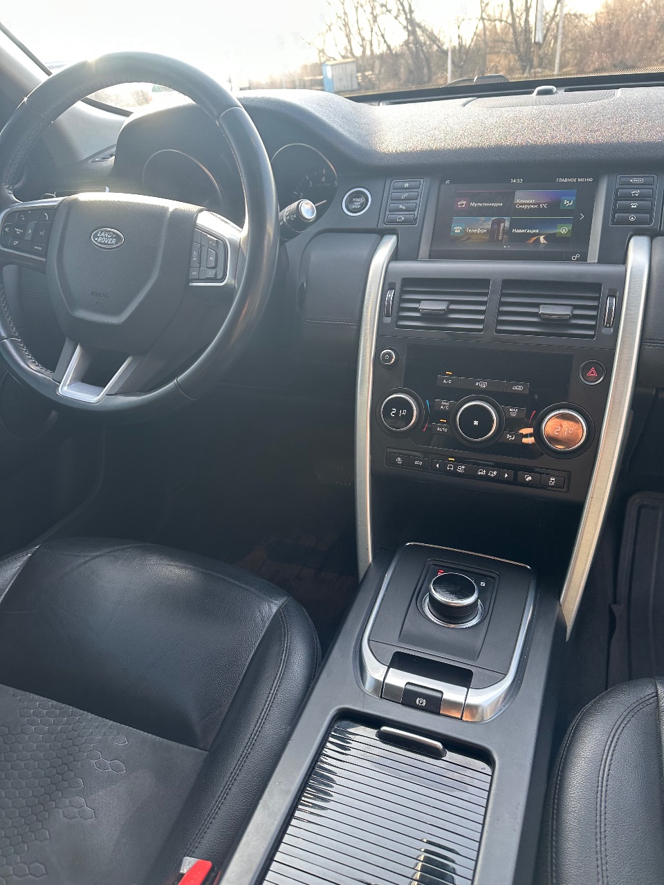 Land Rover Discovery Sport - фото 9