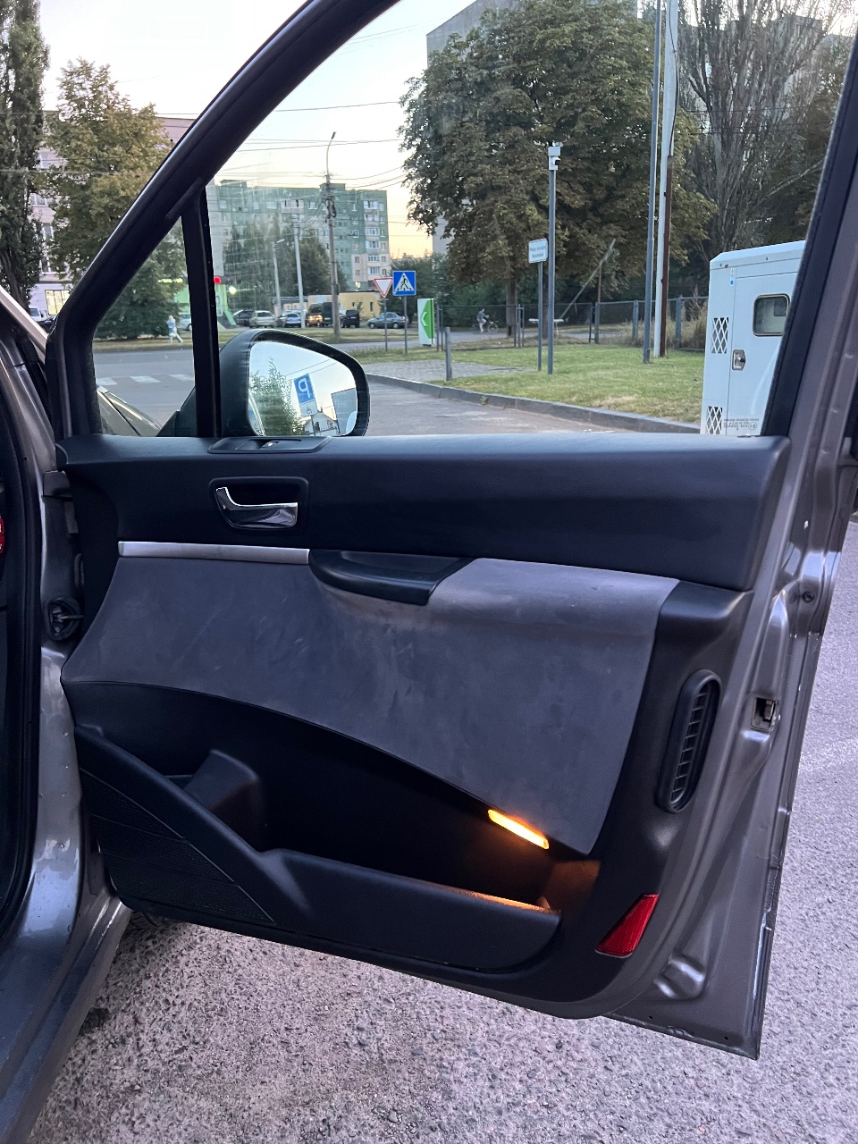 Peugeot 807 - фото 26