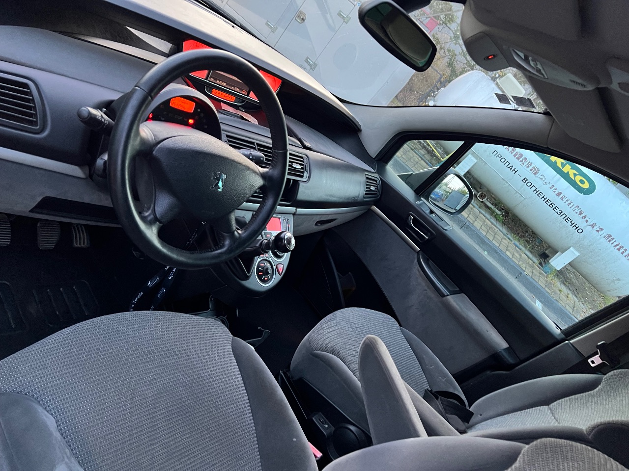 Peugeot 807 - фото 23