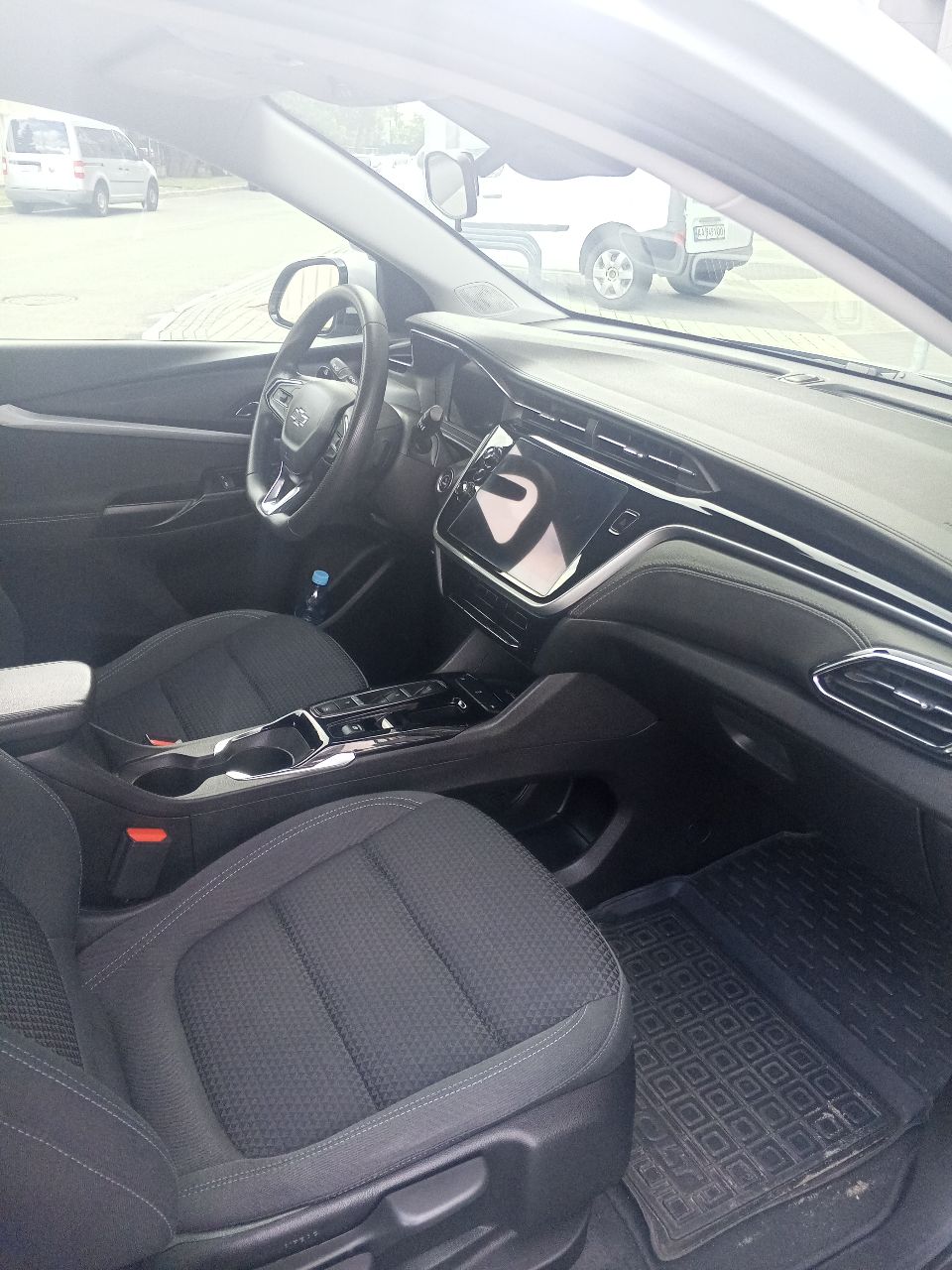 Chevrolet Bolt EUV - фото 4