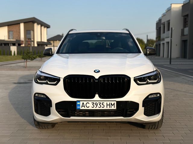 BMW X5 - фото 5