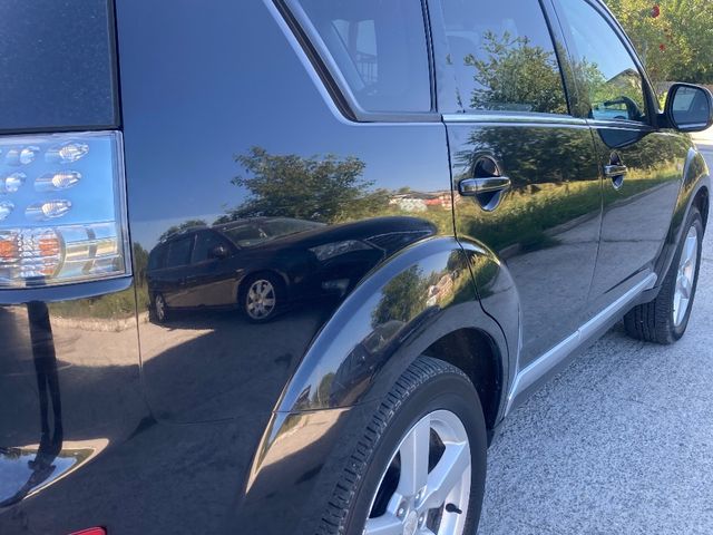 Mitsubishi Outlander - фото 4