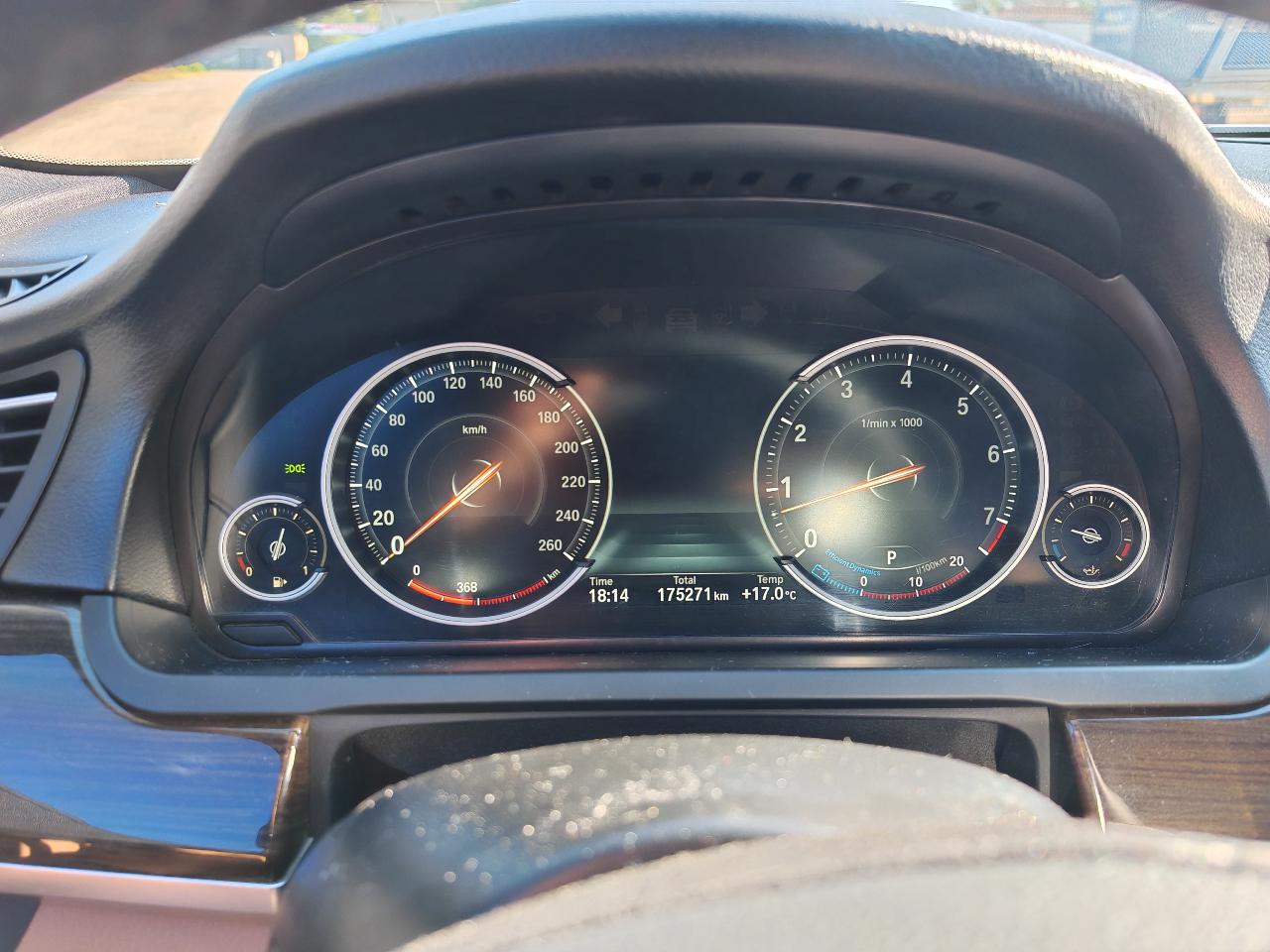 BMW 7 серії - фото 4