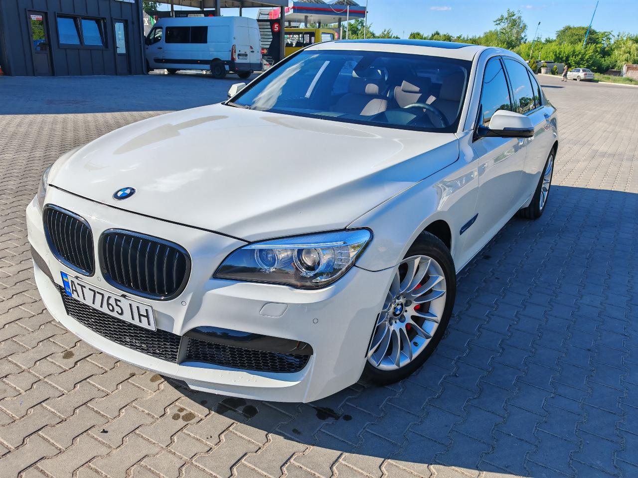 BMW 7 серії - фото 5