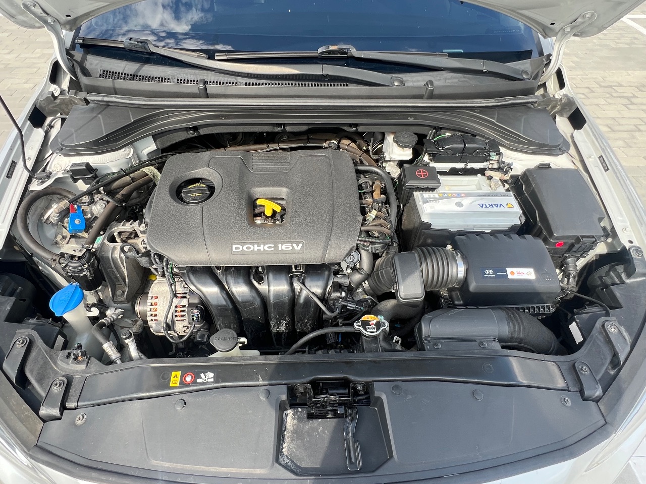 Hyundai Elantra - фото 11