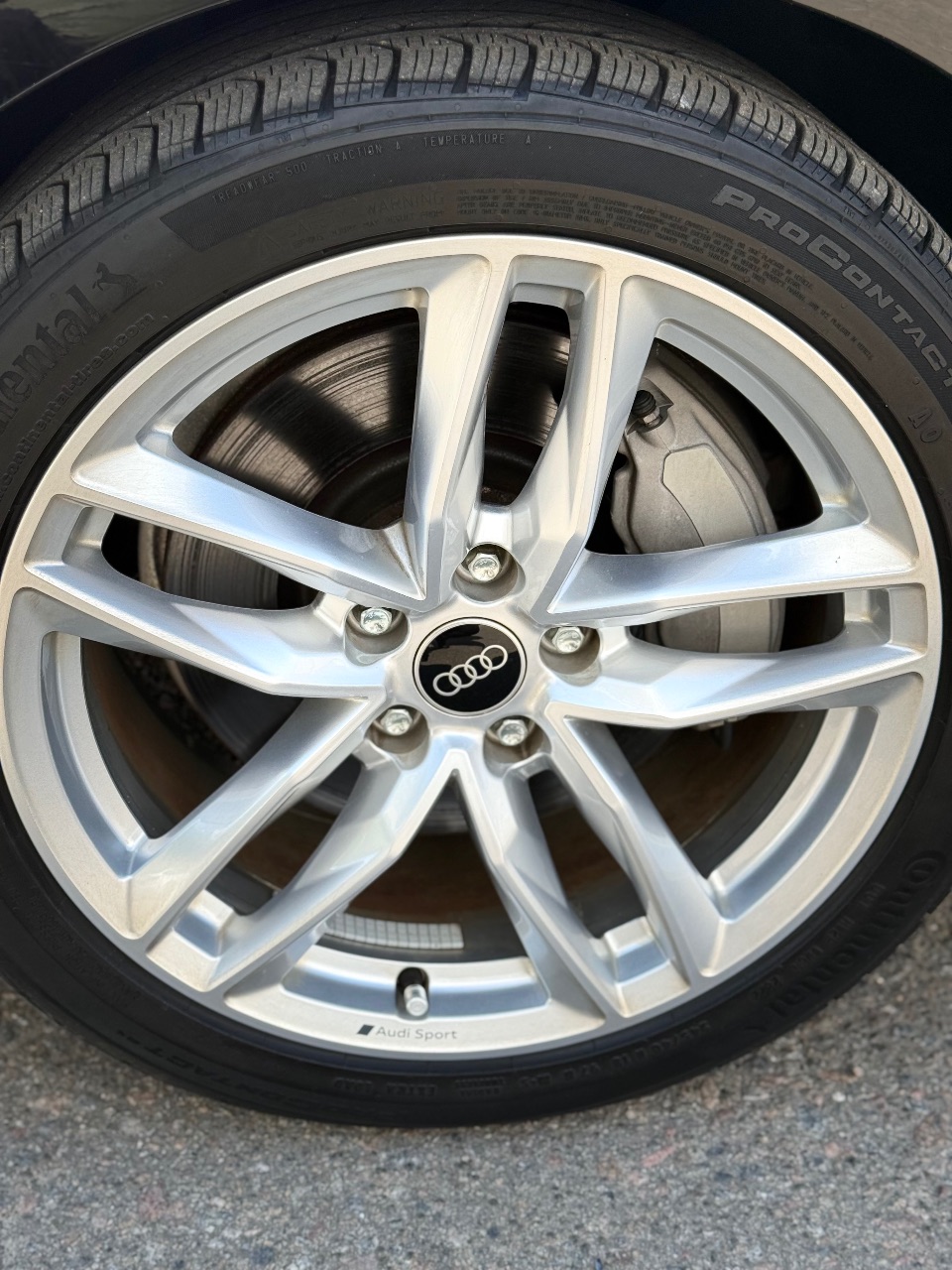 Audi A4 - фото 41