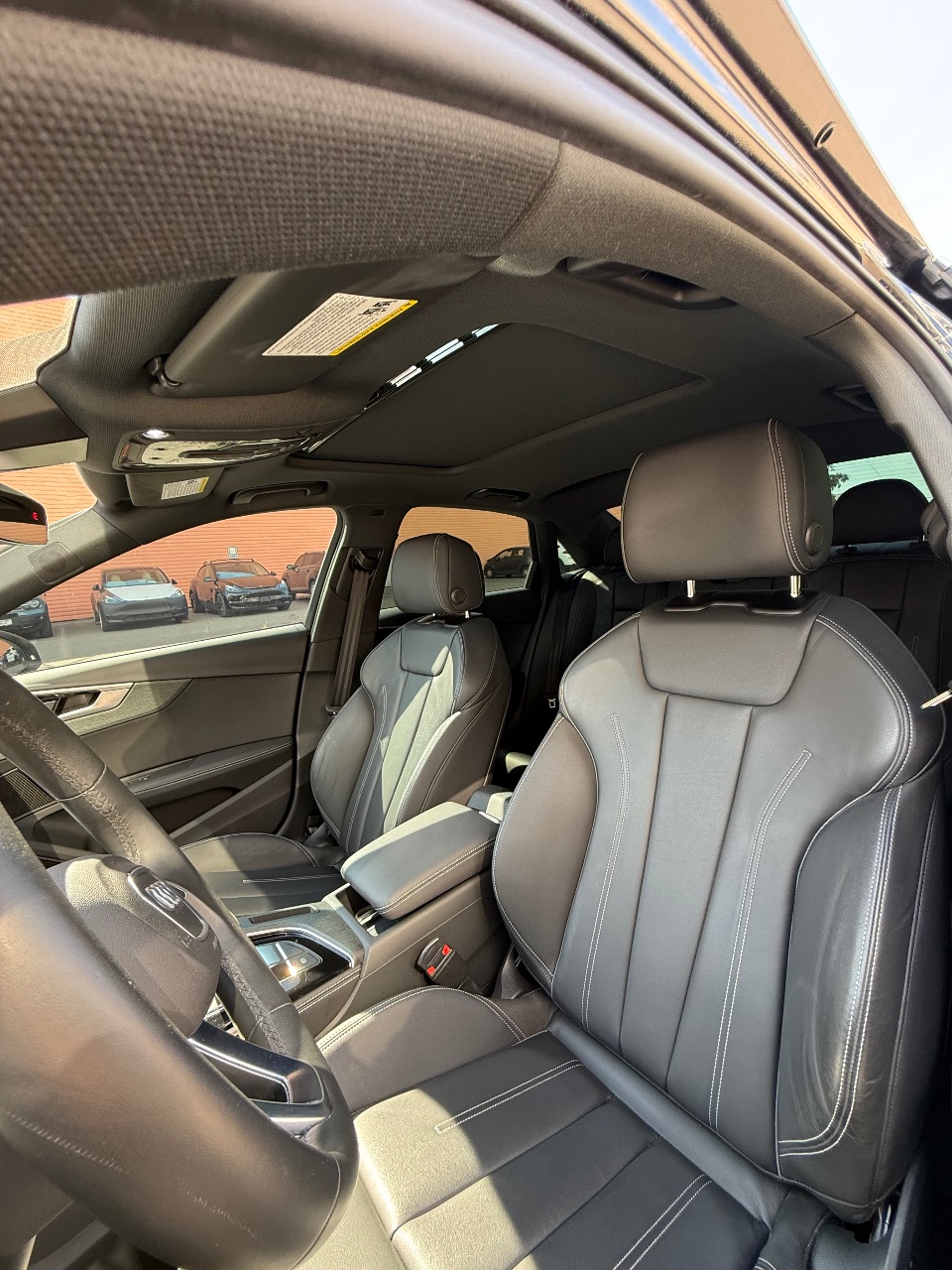 Audi A4 - фото 29