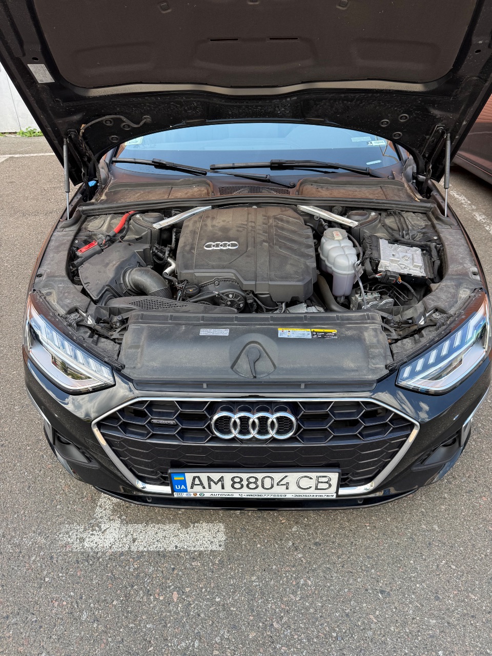 Audi A4 - фото 39