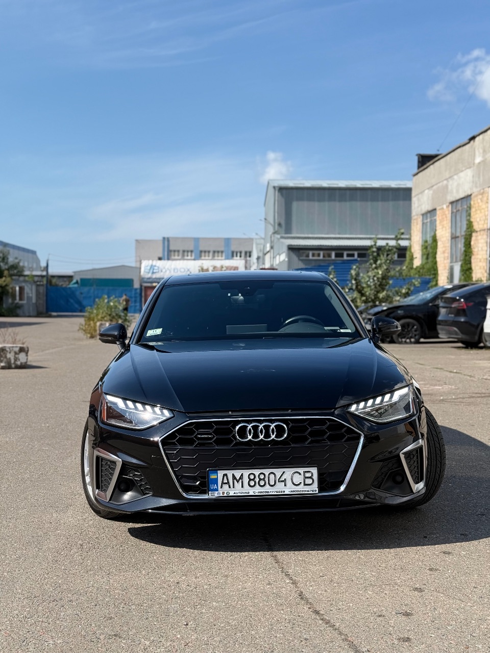 Audi A4 - фото 3