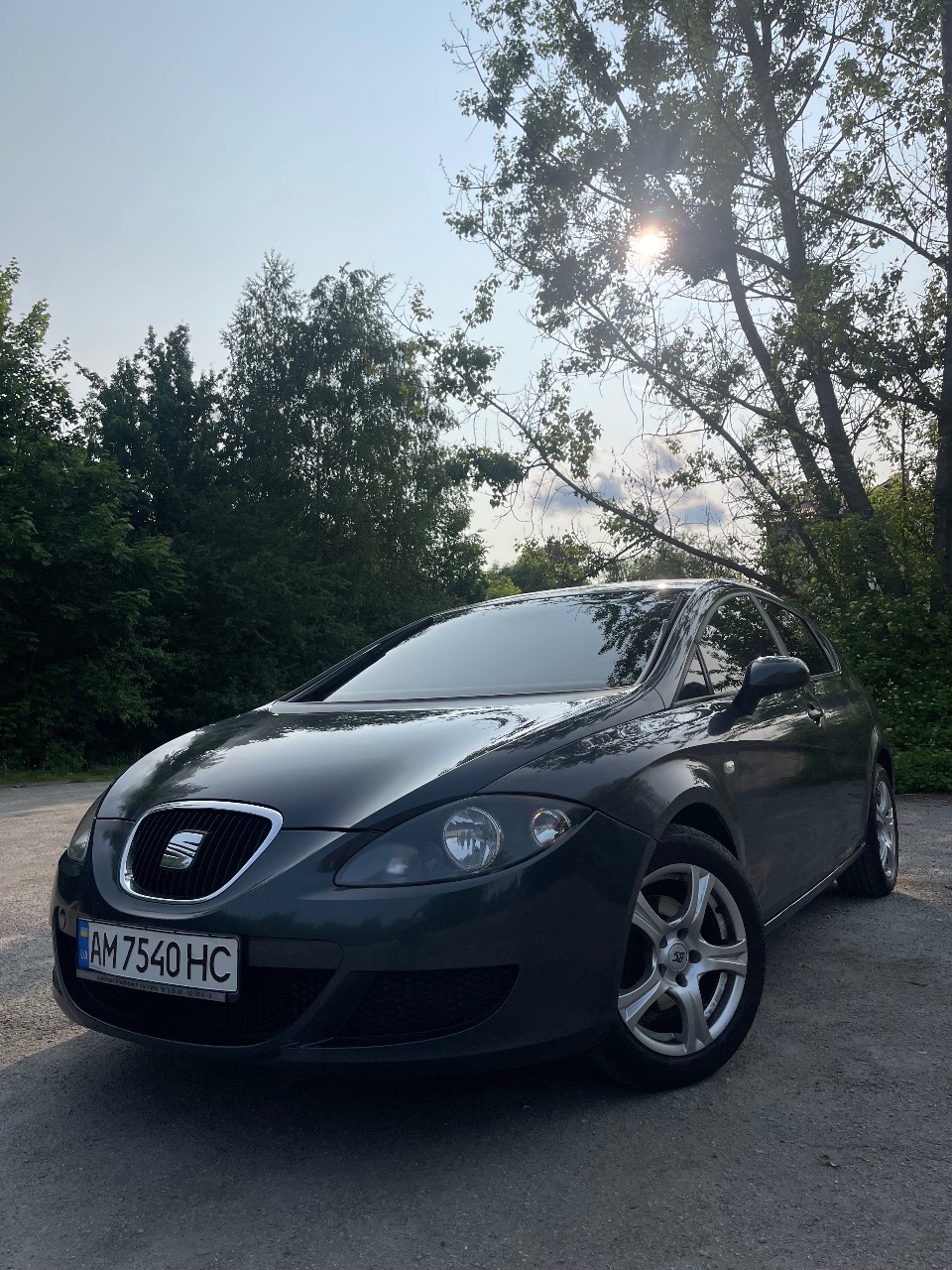 SEAT Leon - фото 1