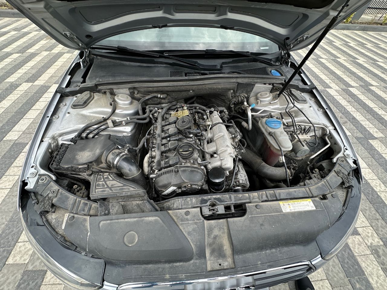 Audi A4 - фото 22