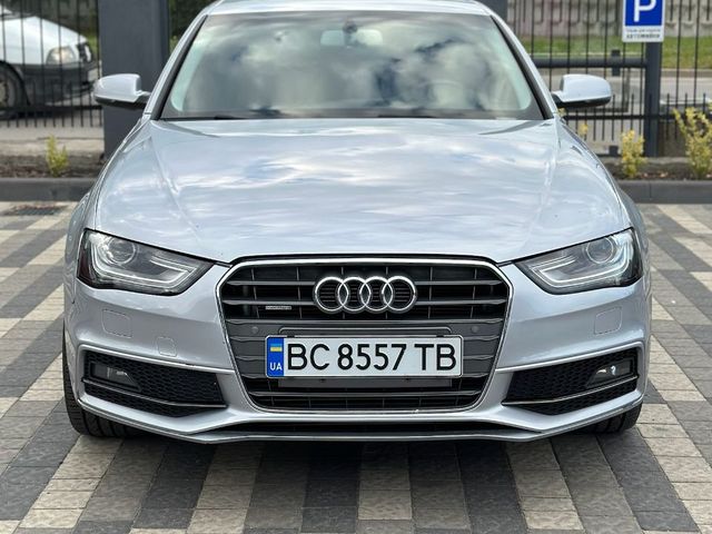 Audi A4 - фото 3