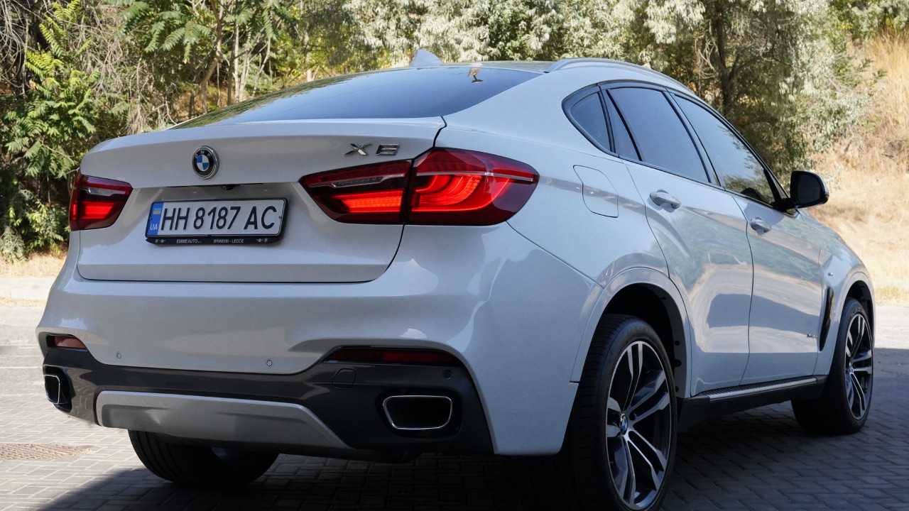 BMW X6 - фото 24