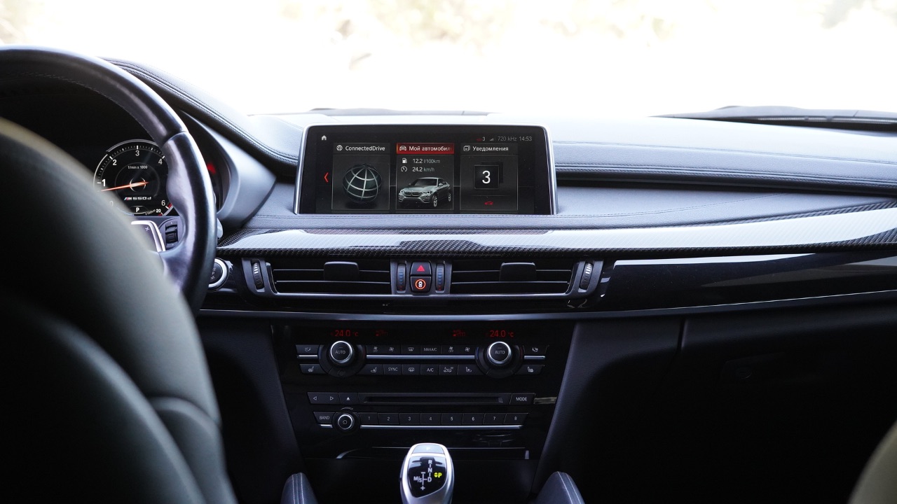 BMW X6 - фото 16