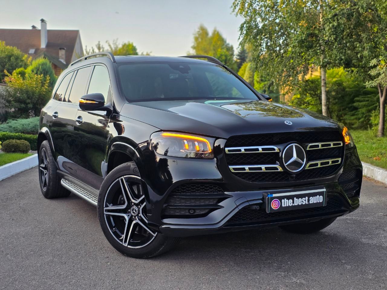 Mercedes-Benz GLS - фото 12