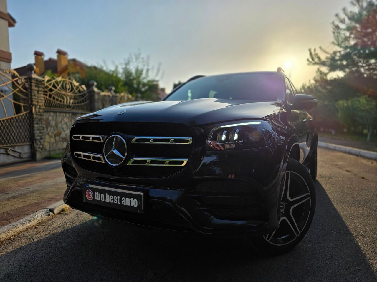 Mercedes-Benz GLS - фото 6