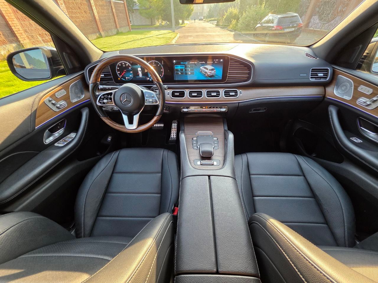 Mercedes-Benz GLS - фото 39