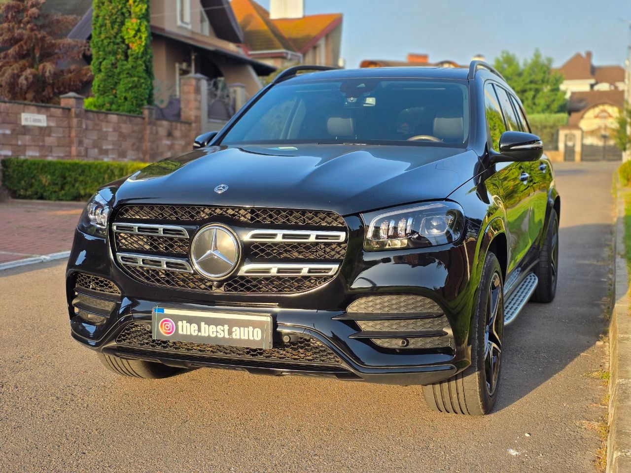 Mercedes-Benz GLS - фото 14
