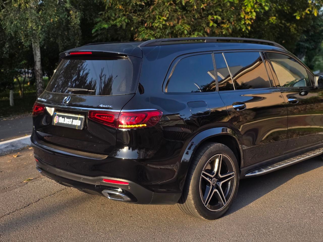 Mercedes-Benz GLS - фото 9