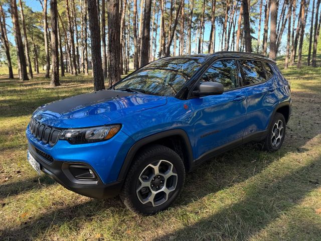 Jeep Compass - фото 1