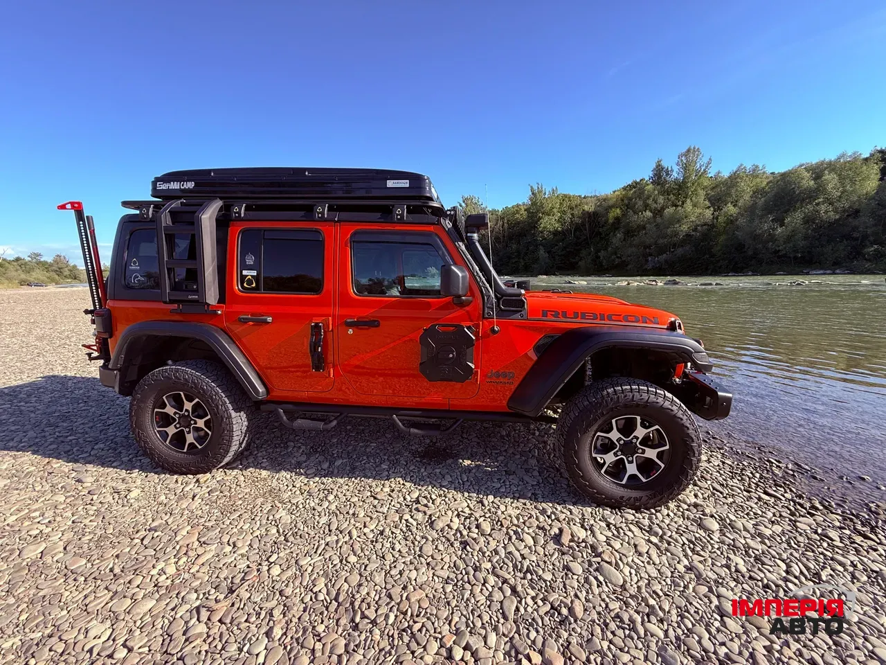 Jeep Wrangler - фото 18