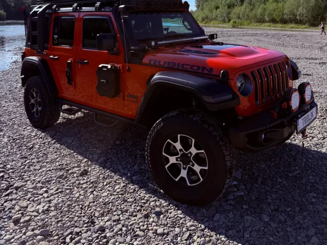 Jeep Wrangler - фото 1