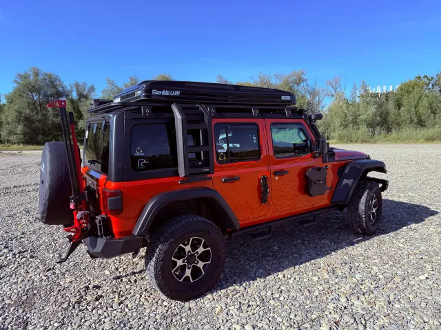 Jeep Wrangler - фото 3