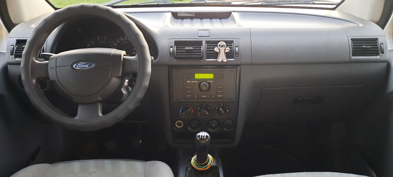 Ford Transit Connect - фото 8