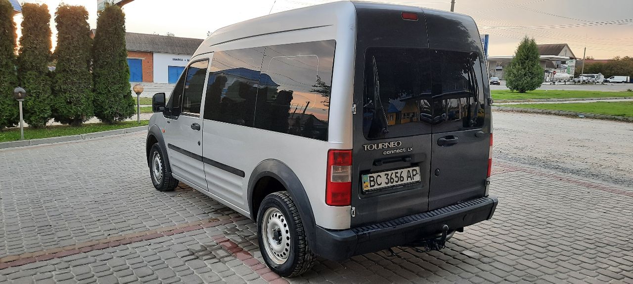 Ford Transit Connect - фото 6