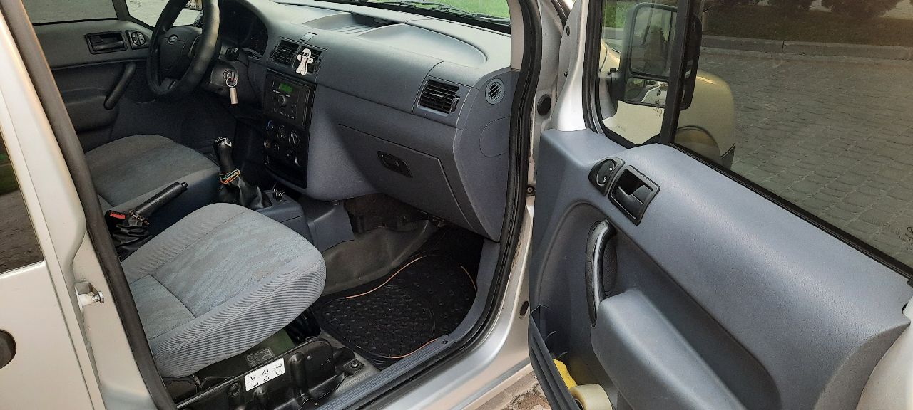 Ford Transit Connect - фото 13