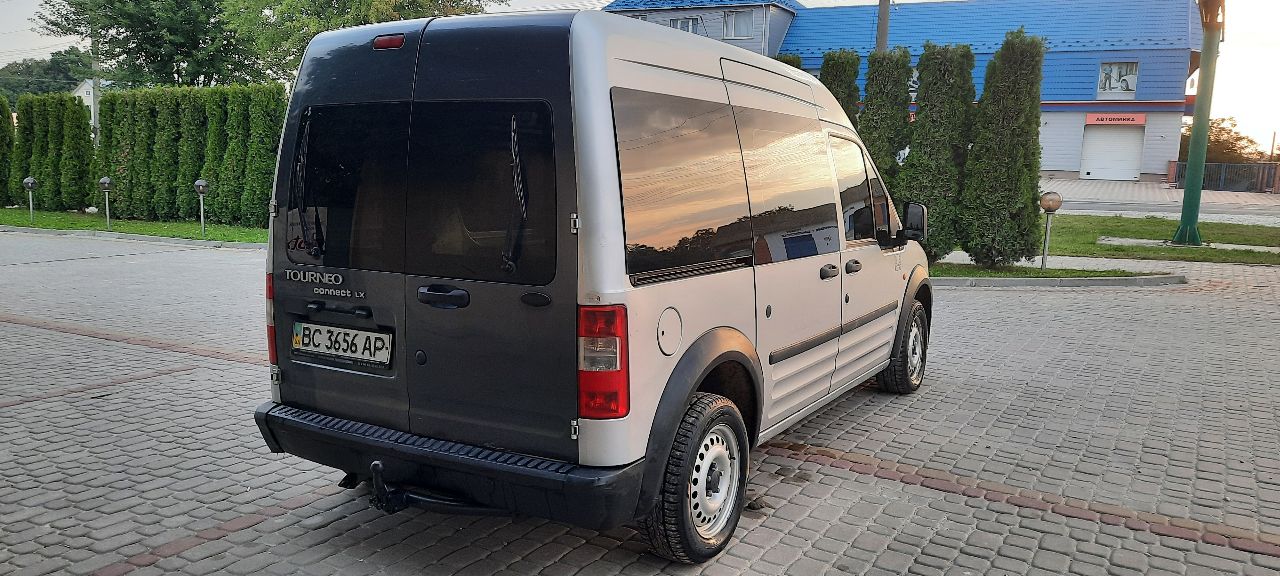 Ford Transit Connect - фото 7