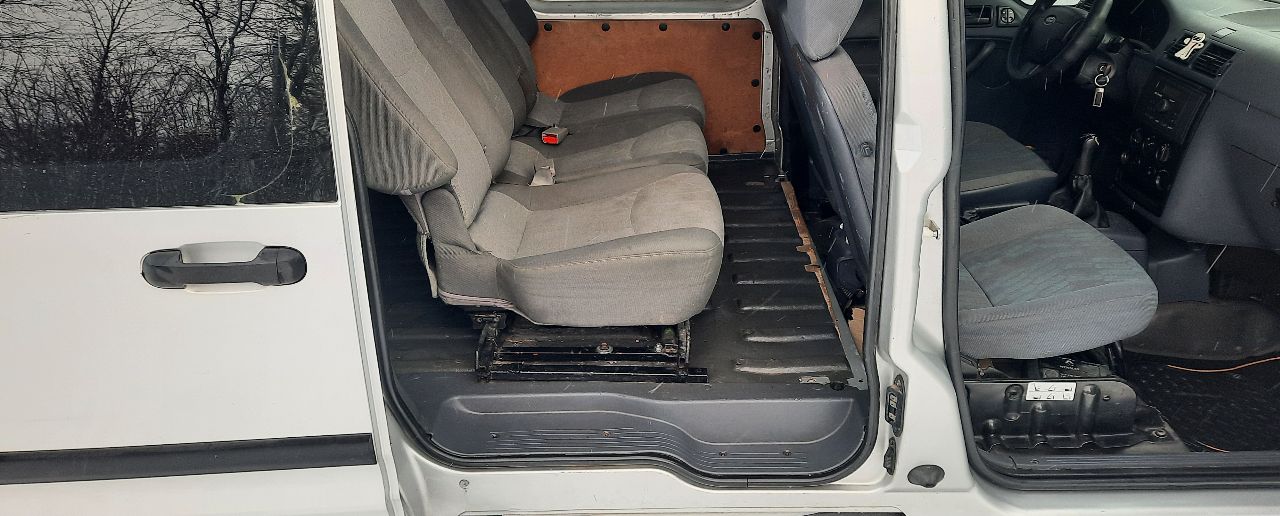 Ford Transit Connect - фото 10